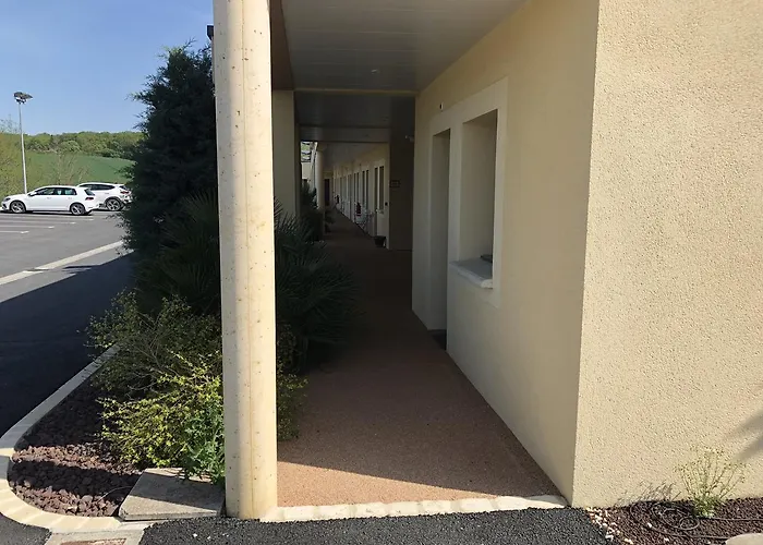 Отель L'escale Perigueux Notre Dame Sanilhac (Dordogne)